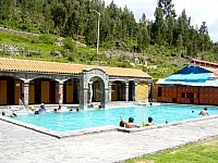 piscina-la-calera-chivay