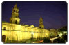 Catedral de Arequipa vista de noche