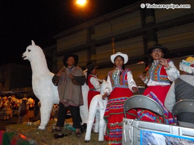 Carro alegórico de Callalli