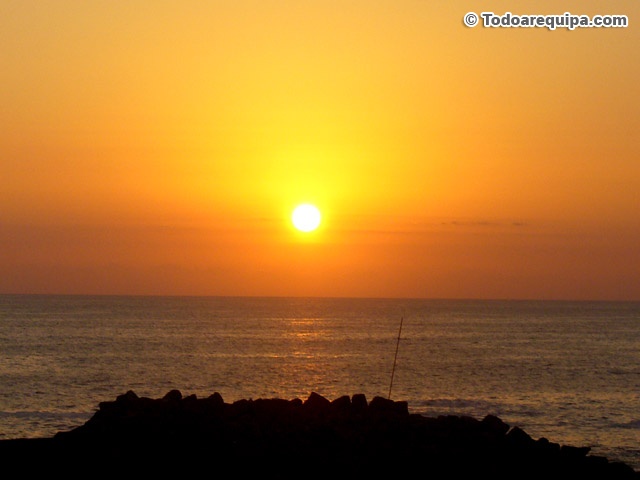 sunsets-mollendo