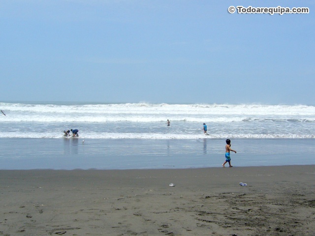 playas-peru-lapunta
