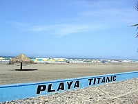 playa-titanic-camana