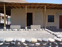 caseta-entrada-hacia-toro-muerto