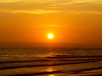 Sunset del mar en playas